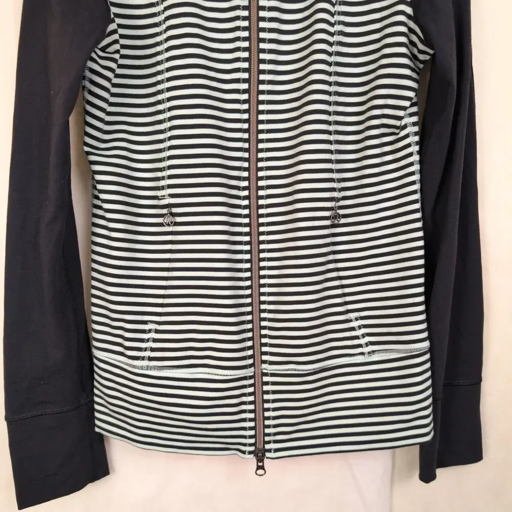 Lululemon Daily Yoga black and mint striped full zip jacket size 6 Active Gym